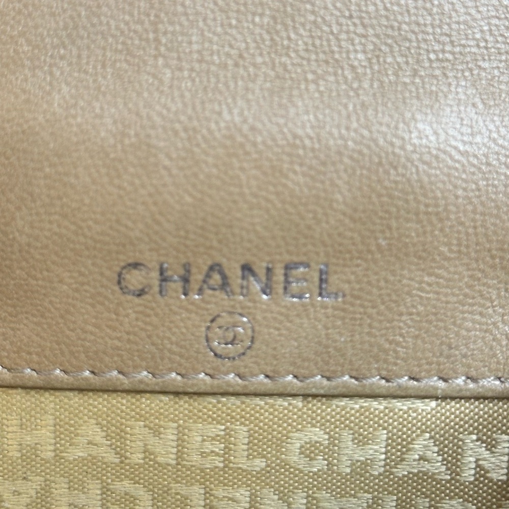 Chanel Beige Compact Wallet - Picture 11 of 16